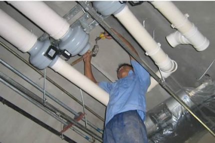 商用中央空調-中央空調清洗的重要性